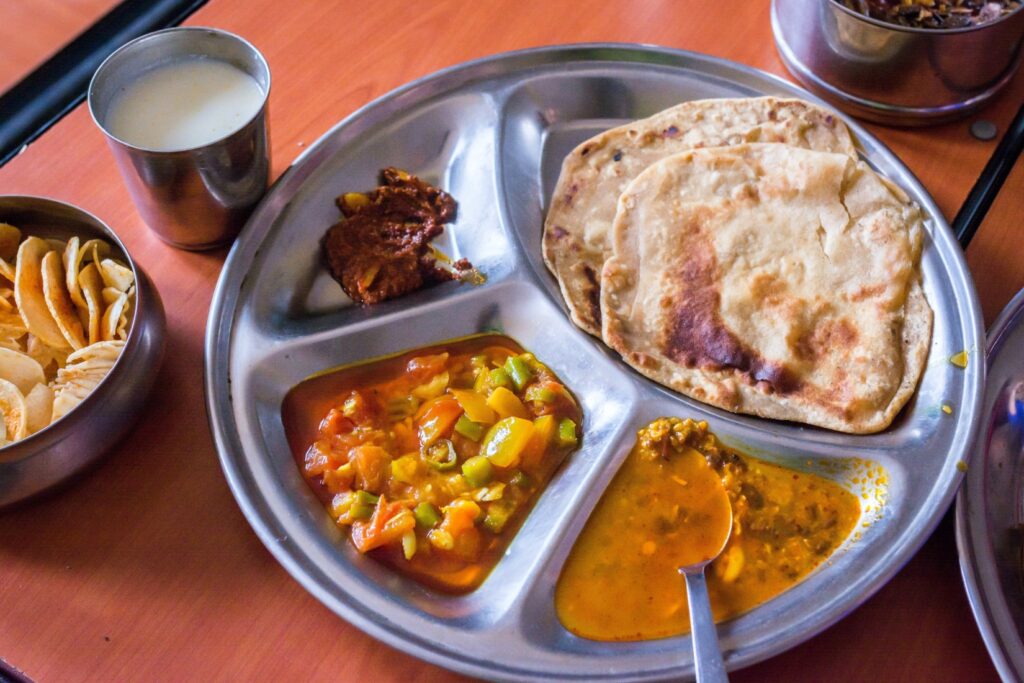 nepalese-food-dal-bhat-ebc-trek